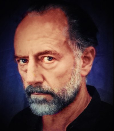 AprilFrench40's tweet image. Finally had a day without too much anxiety (lol) and got to the ups store to mail this to @xanderberkeley . hopefully when he sees it in person he will love it even more than he already does! @TheWalkingDead @twdfamily heres the pic i used as a guide and the finished portrait.