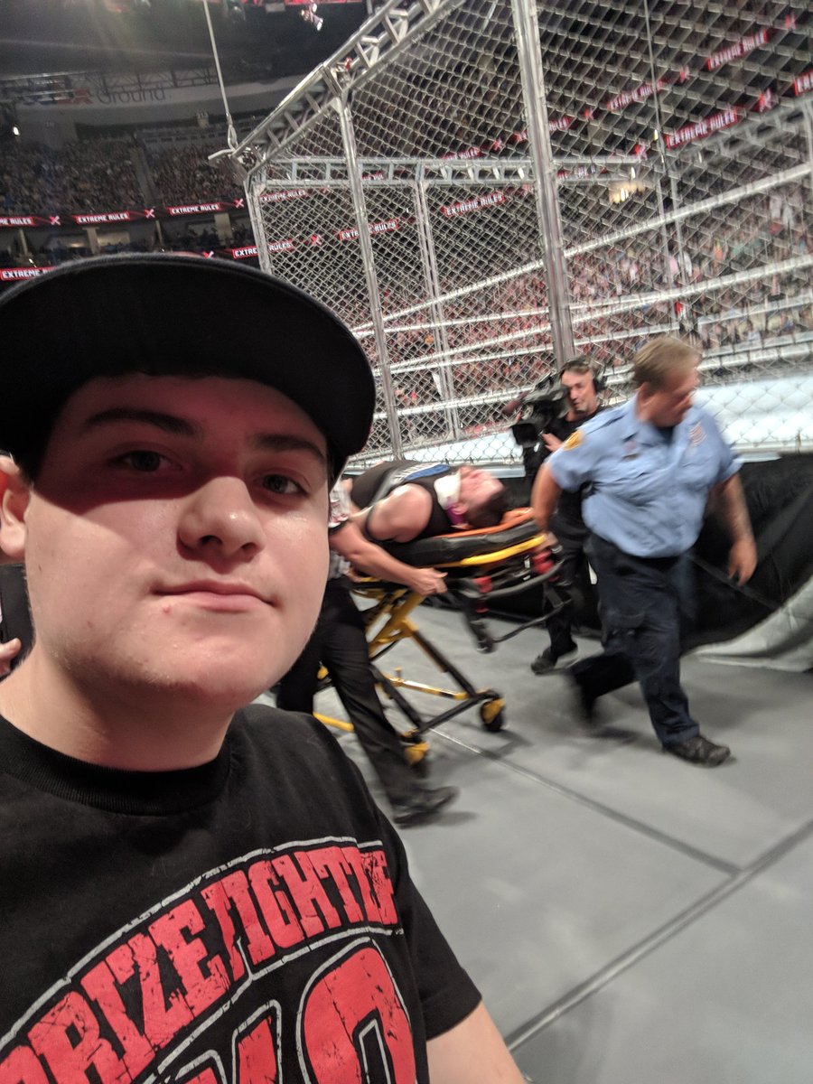 ben_kozminski's tweet photo. @_RMiller30 Got a pic with my boy... #ripko https://t.co/6CbLyRBf44