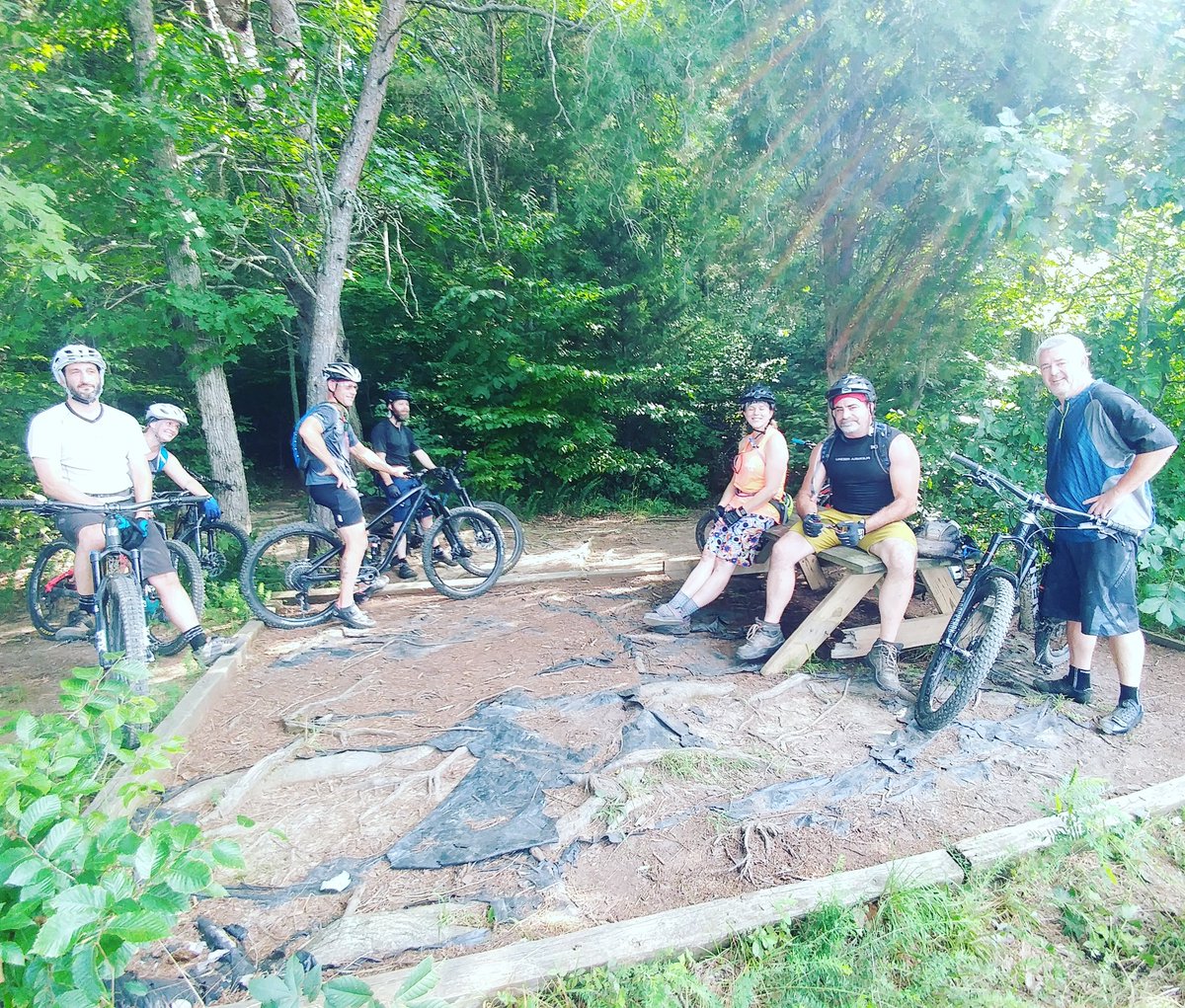 AllThingsSassy's tweet photo. Awesome day at Haw Ridge with some of my favorite people! Finally got to ride with both my #Hawties! #DirtChurch #SundayFunday #mtb https://t.co/FfwpLpoJ7M