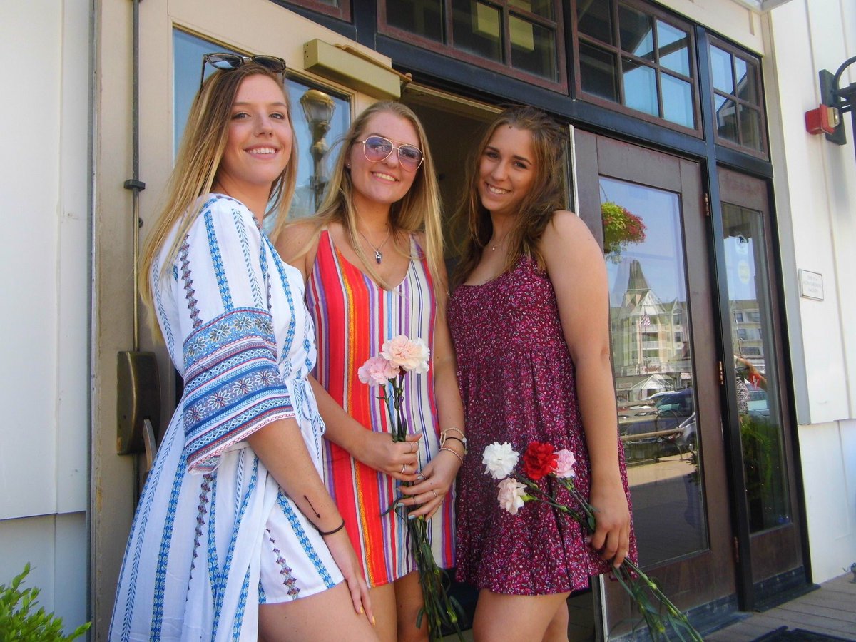 just in case you missed our beauties raising money for cystic fibrosis yesterday in Long Branch🌈🌷 smile ladies 🌟