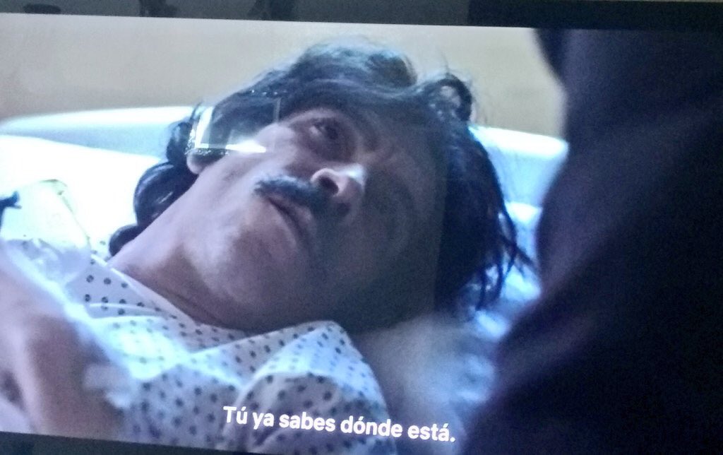 gurianT's tweet photo. Yo cuando le pregunto a mi mamá por algo que perdí. #LuisMiguelLaSerie https://t.co/VSkEhHu8CH