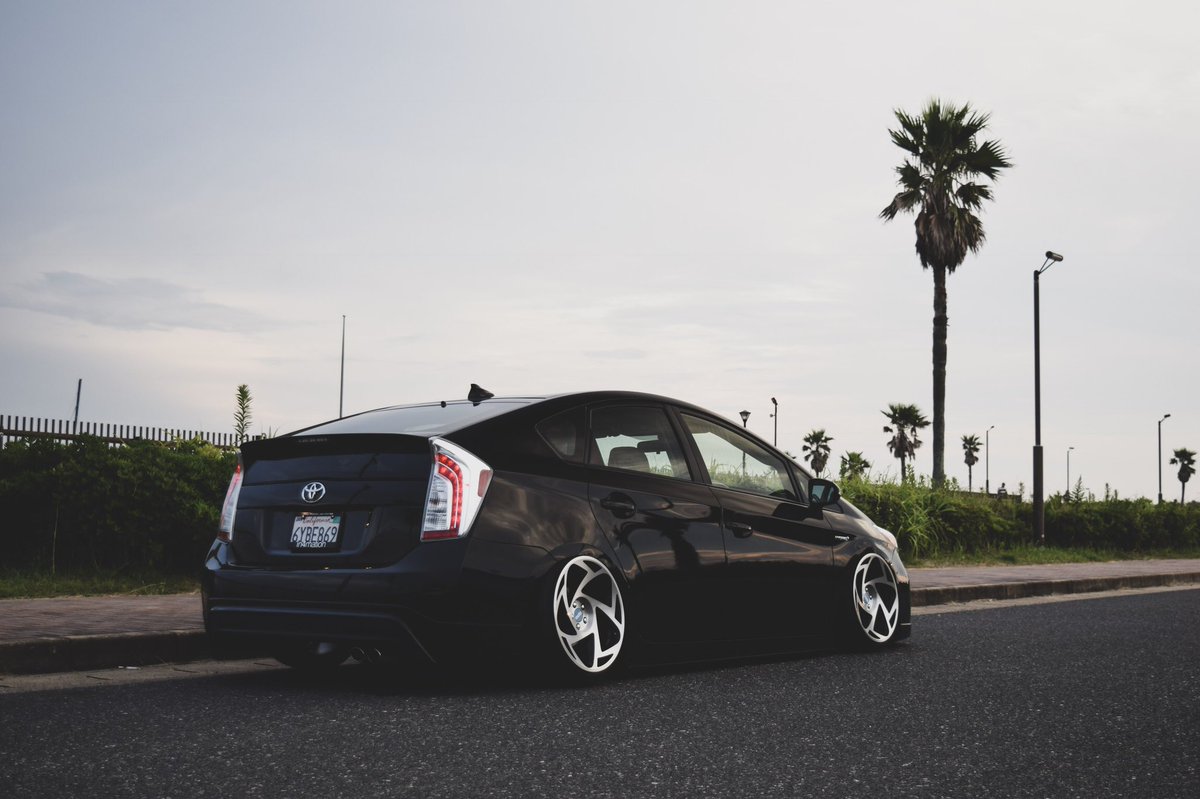 atsuya1219's tweet photo. New style🇺🇸
USDM!!
#LOWPOSTURE
#radi8
#radi8wheels
#radi8JAPAN
#少しでもいいなと思ったらRT
#拡散希望RT https://t.co/3lmJNHOQyL