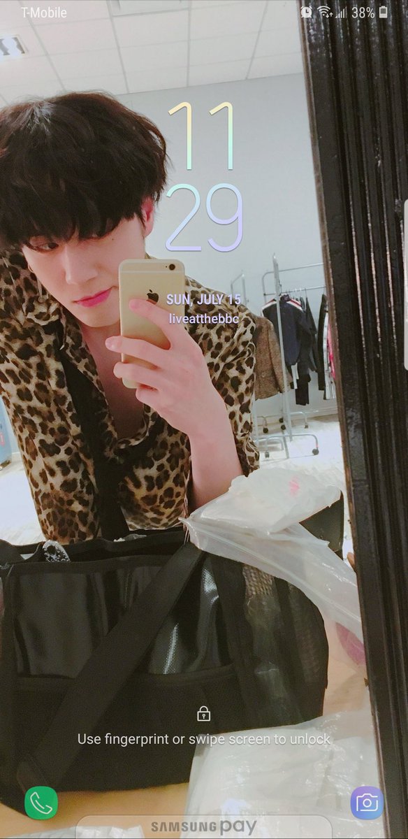 lockscreen update~yugyeom 