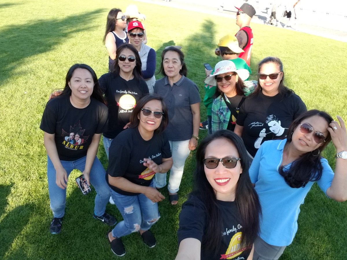 ConnieV17's tweet photo. Bonding with ALDUB friends TEAM VANCOUVER

#ALDUB3Years 
Celebrating3years withADN https://t.co/KDyXregvXs