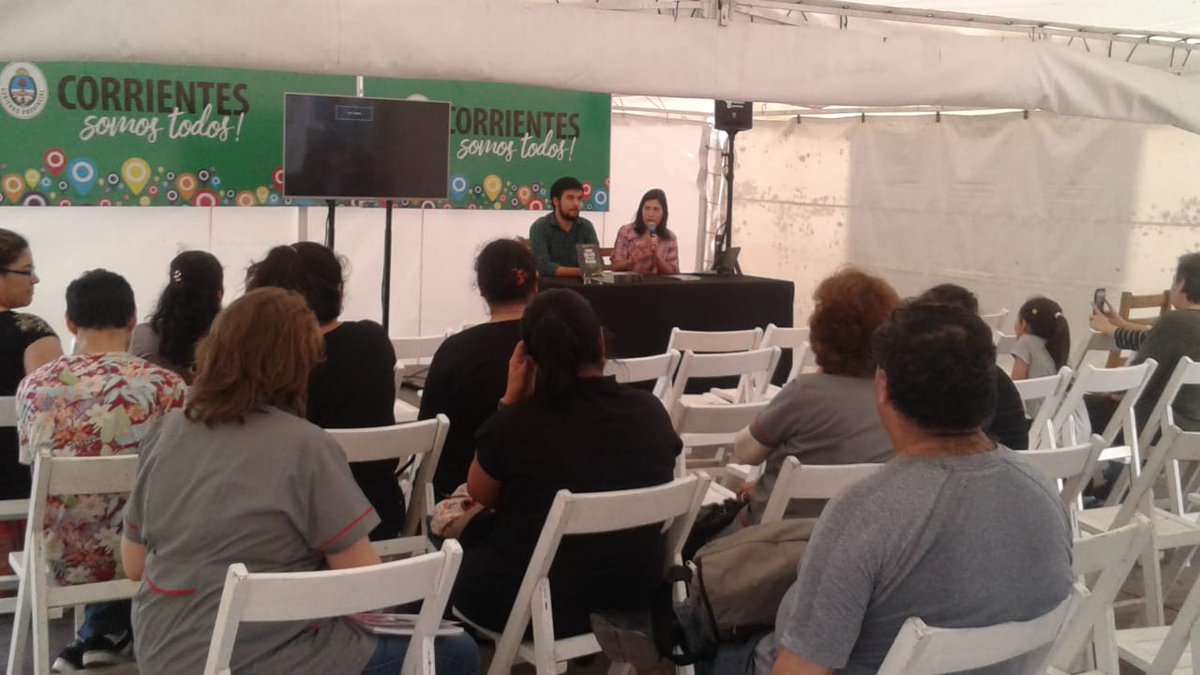 mattgoya's tweet photo. 8° Feria Provincial del Libro! 📗 #Stand33 Gracias a todos por acompañarme! 😘 https://t.co/LlpnrLjoKu