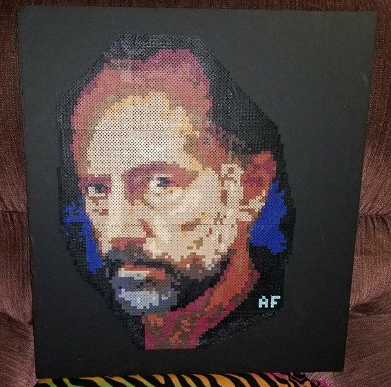AprilFrench40's tweet image. In case anyone else is interested in a portrait of, just contact me! the prices start between 40 and 50 depending on the size you want.  thats to cover the price of the material. dont worry, im flexible about the price! @xanderberkeley  added you since your my latest cheerleader!