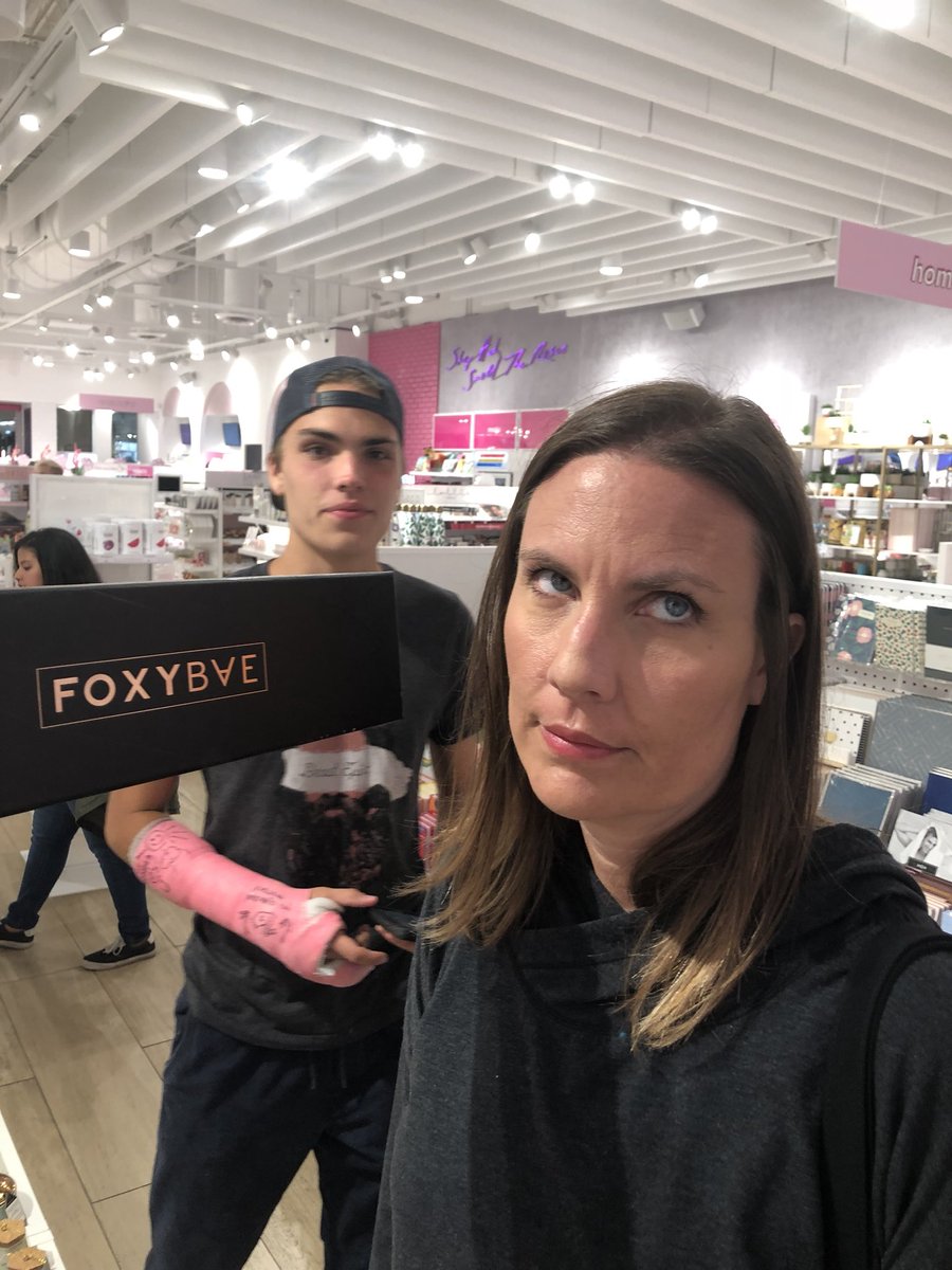 seniorbeard_o's tweet image. Still my #foxybae even after 20 years. #rileyrose