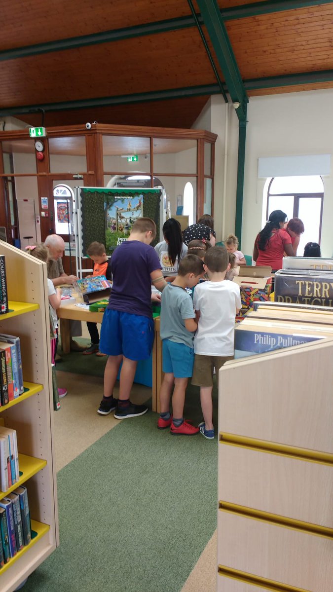 MeathLibrary's tweet photo. On Friday, we had our first STEAM event for our younger borrowers and their parents. There was a lot of fun had and some wonderful creations. For more information on our STEAM events, contact your local Meath Library. #meathlibraries #steam #libraries #stem https://t.co/D7xjFgKlqU