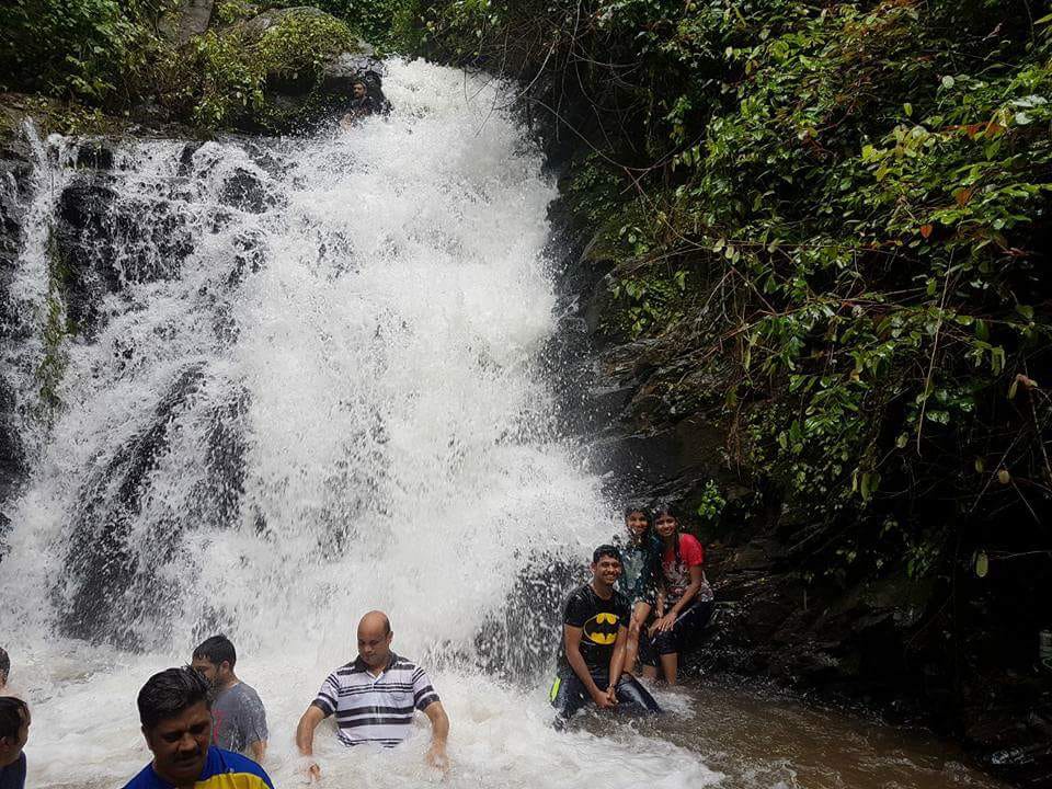 TourismGoa's tweet photo. Let your mind wander, stare at the Nature in wonder. Gear up for the upcoming trek to Shivling Waterfalls, Sattari ! Follow this space for further details. #HappyTrekking #MonsoonInGoa #Trek #Goa
For booking: https://t.co/PMe4vHvirq https://t.co/v59mkKExYB
