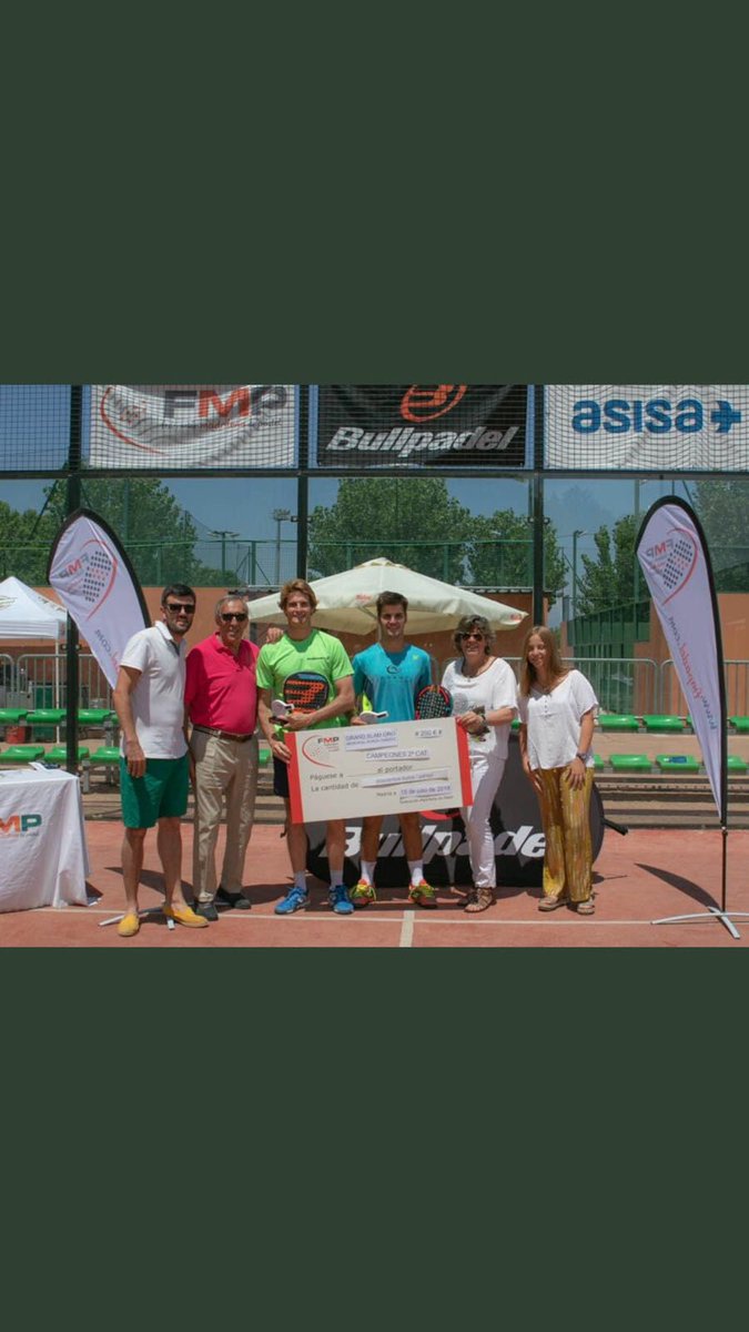 Uno de nuestros entrenadores,  Patricio Perez,  se proclamó campeón de 2 en el Gran Slam Oro de la #fmpadel #siuxacademy