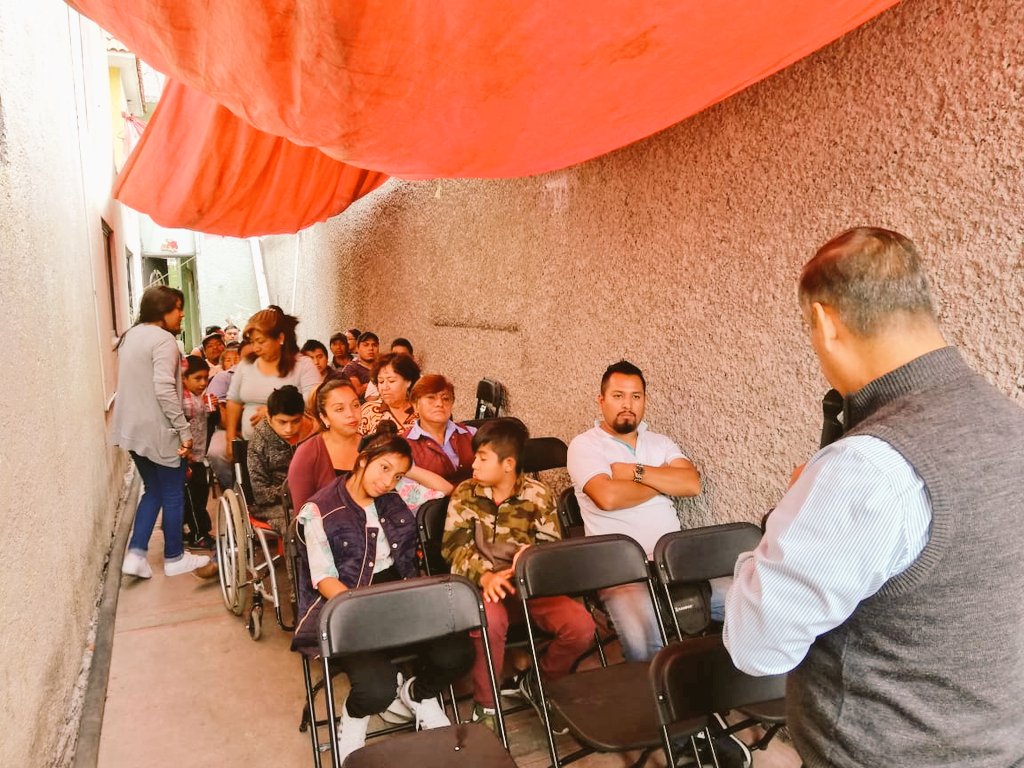 Apoyaremos al presidente de la República para dar a conocer  el plan de austeridad republicana y las medidas legales para implementarlo desde el congreso!! #AMLOPresidente2018 #ZentenoDiputado