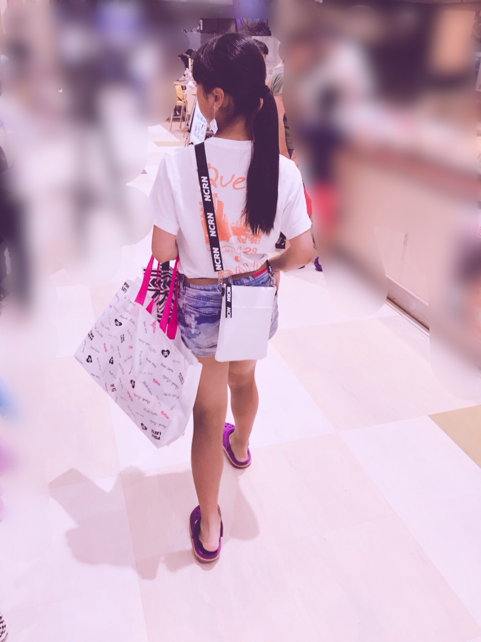 シュガー イチコちゃんとお買い物デート いつも私が選んだ服は嫌がるのに 珍しく ママが選んでくれた服にするわ やって O 艸 ニコちゃんに内緒 灬º 艸º灬 お買い物 お買い物 デート 母娘 母娘デート 長女 イチコ 中1 Anap