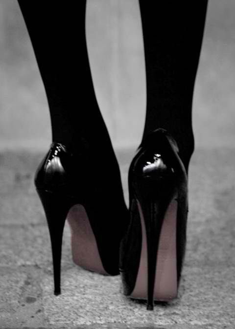 MaRoseblack's tweet photo. Black is the new black π€
#MondayColours https://t.co/dLVtdUiFba