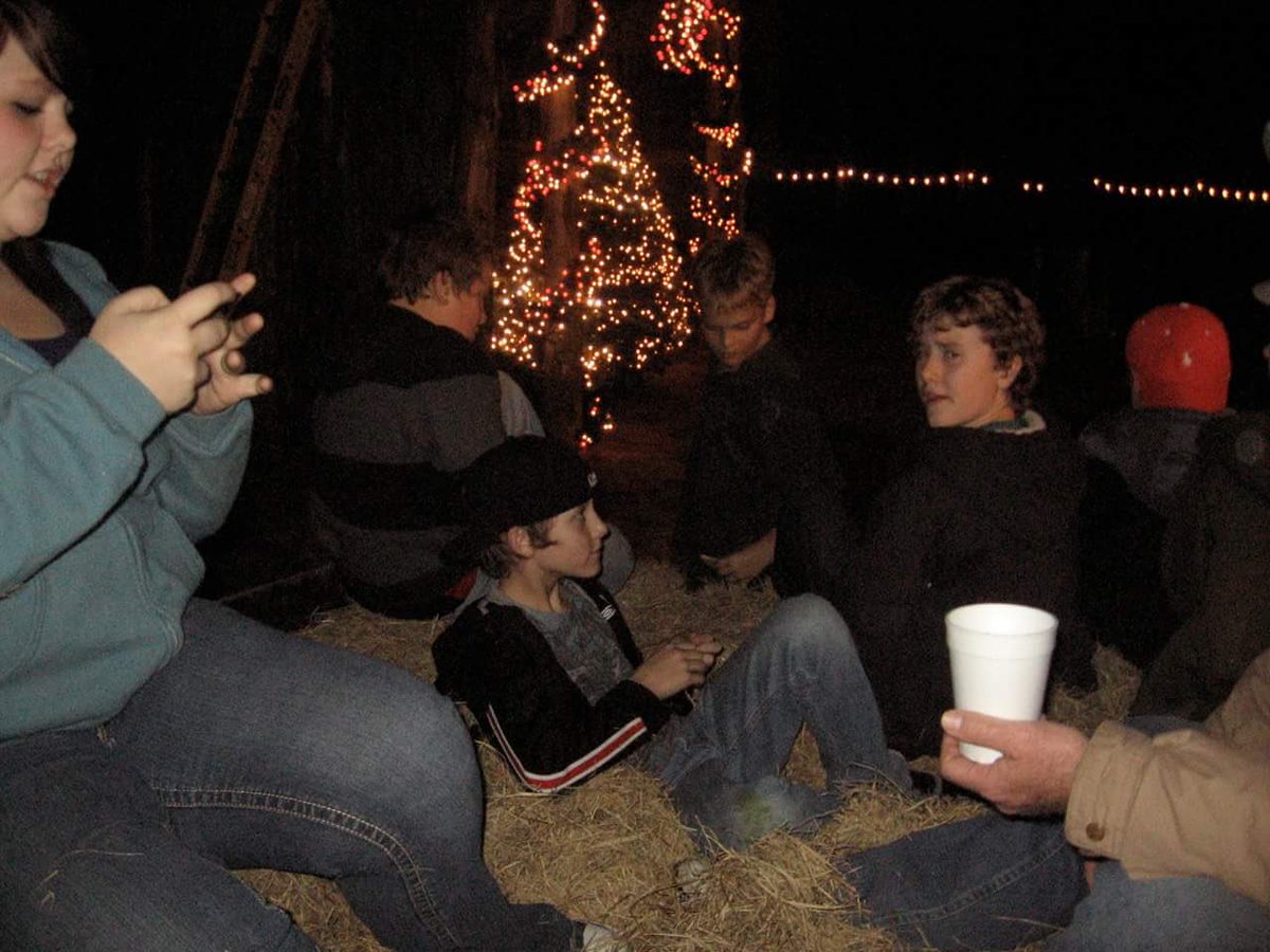 Happy birthday to my dawg , been there from the start made a lot of memories and got a lot more to make hope 21 does you right brother !!