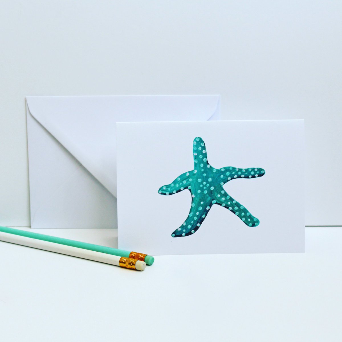YorathDesigns's tweet photo. The starfish comes in blue! ⭐ #starfish #craftflash #prints #britishartist #bluestarfish #turquoise #ocean #oceanlife #cardshop #smallshop #smallbiz #earlybiz #startup #girlboss #starfishclub #ladyboss #lady_boss_uk #underthesea #mermaid https://t.co/eM9SujQnWM