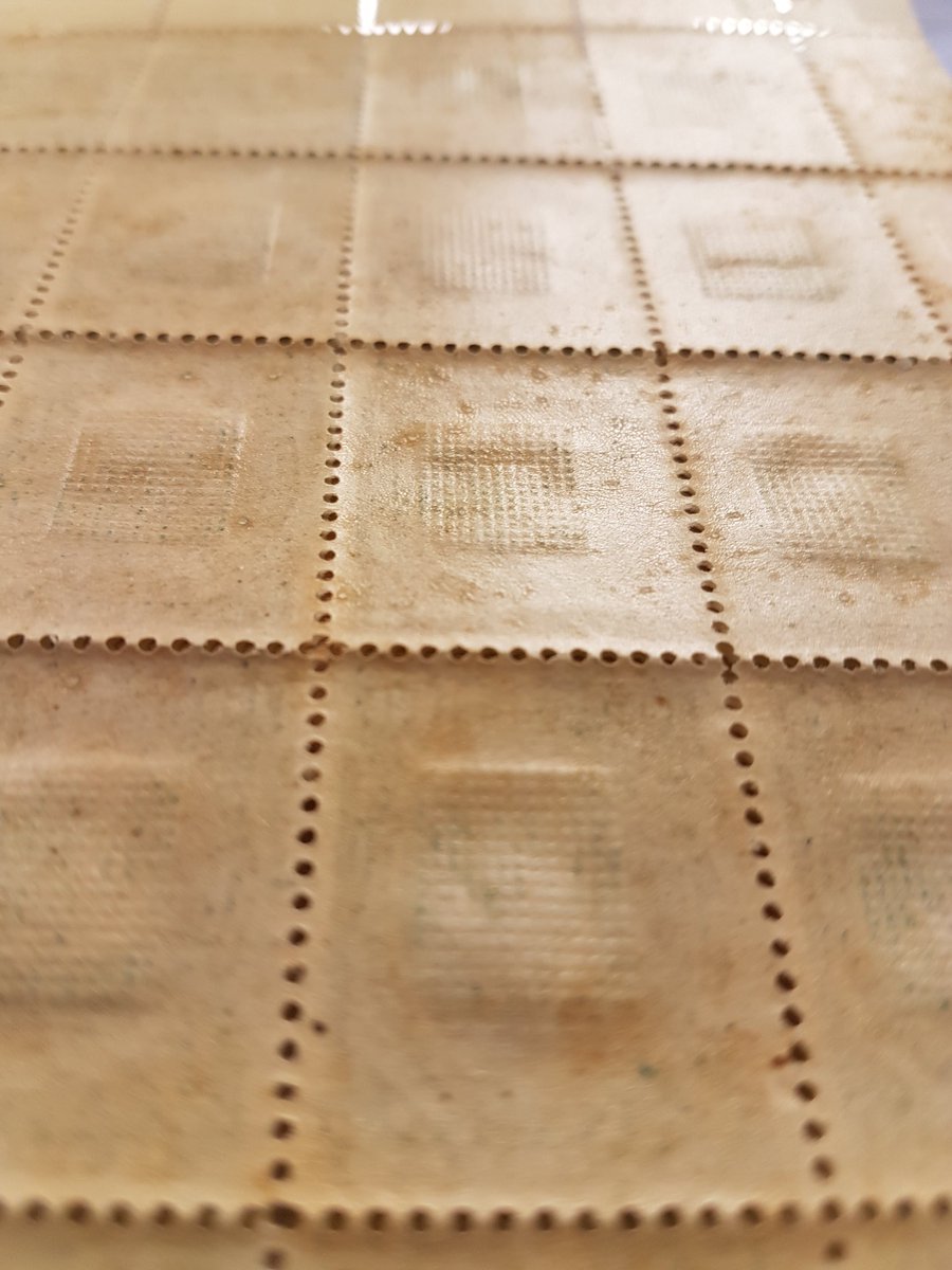 VinceGreenStamp's tweet image. It wasn't just the USA which employed 'grills' on its stamps to improve the absorbtion of postmark ink. Here is the reverse of a block of inexpensive 19th Century Peruvian #stamps which US collectors could use for illustrative purposes #philately