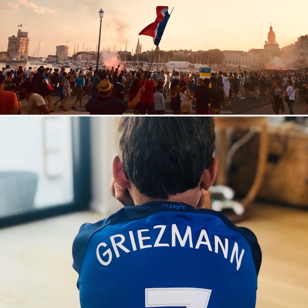VanessaScherrer's tweet photo. A l’image d’une équipe déterminée, sereine et généreuse dans la joie et la victoire. Best wishes et bienvenue à la “#Generation2018” #FIERSDETREBLEUS #CDM2018. La Rochelle, 15 juillet 2018. https://t.co/2DbdmqzA8x