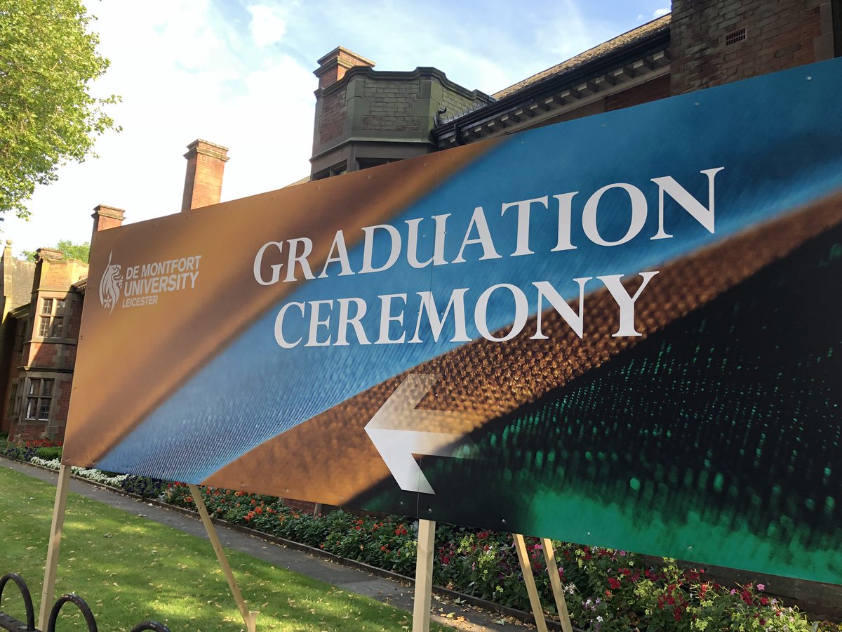 dmupsychology's tweet photo. What a wonderful day for the graduation of psychology students. Congratulations to all! https://t.co/5zD0bwNANA