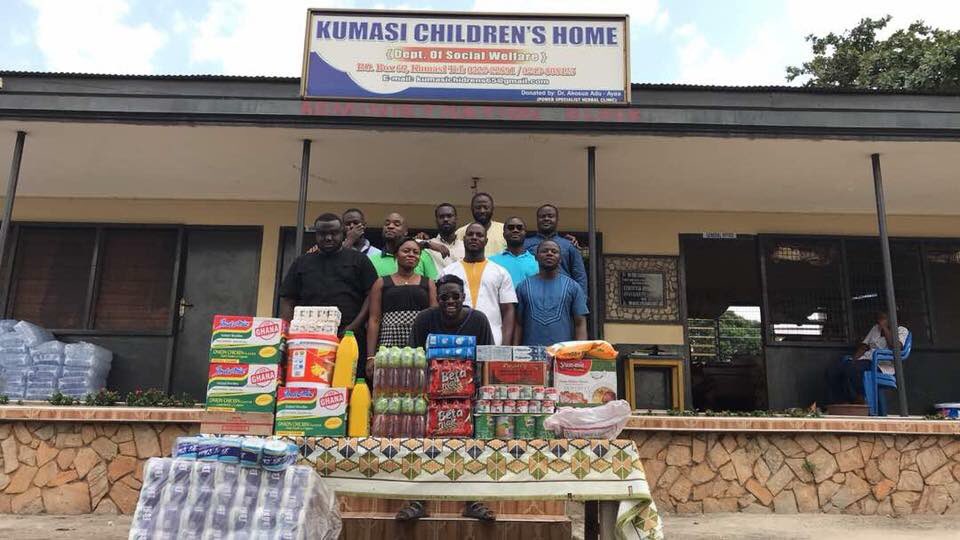kpeprahstudio's tweet photo. Last years #paintingforcharity was a successful one.
Lets do this again this december.
Support! https://t.co/r7uJiVOGjN