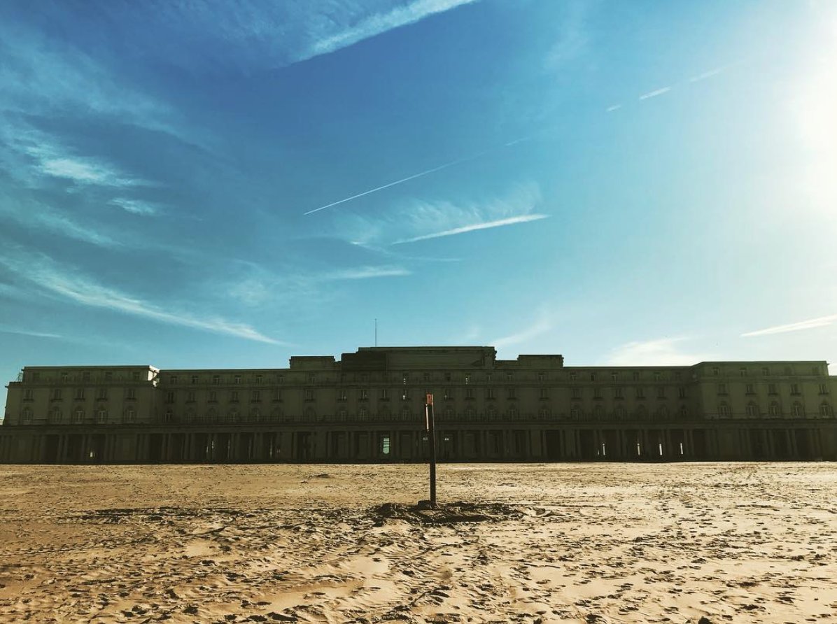 Benodigdheden op een dinsdag: dit zicht en de zon. 📷 @herr_boehm #thermaepalace