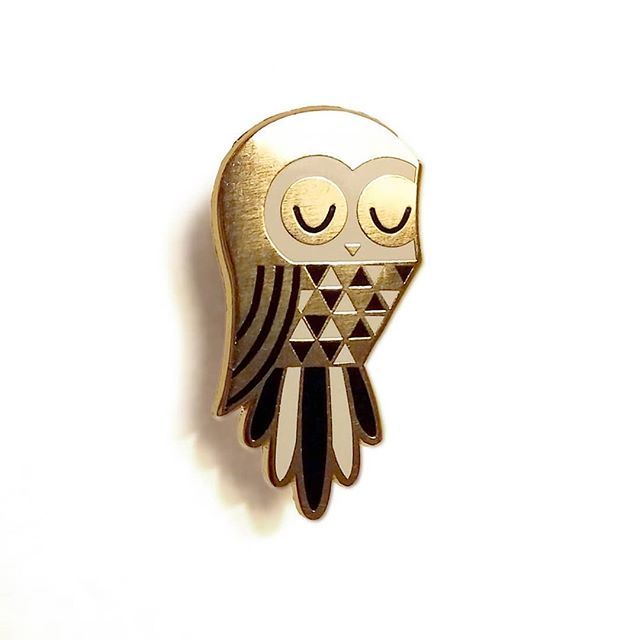 somagallery's tweet photo. Twit Owl enamel pin by Peskimo. A sweet enamel pin from the illustration duo. Find online now https://t.co/8au8wyDOYK
#peskimo #somagallery #twittwoo #owl #pingame #pingamestrong #enamelpins https://t.co/jbADMNCknm https://t.co/dqTXFGctD3