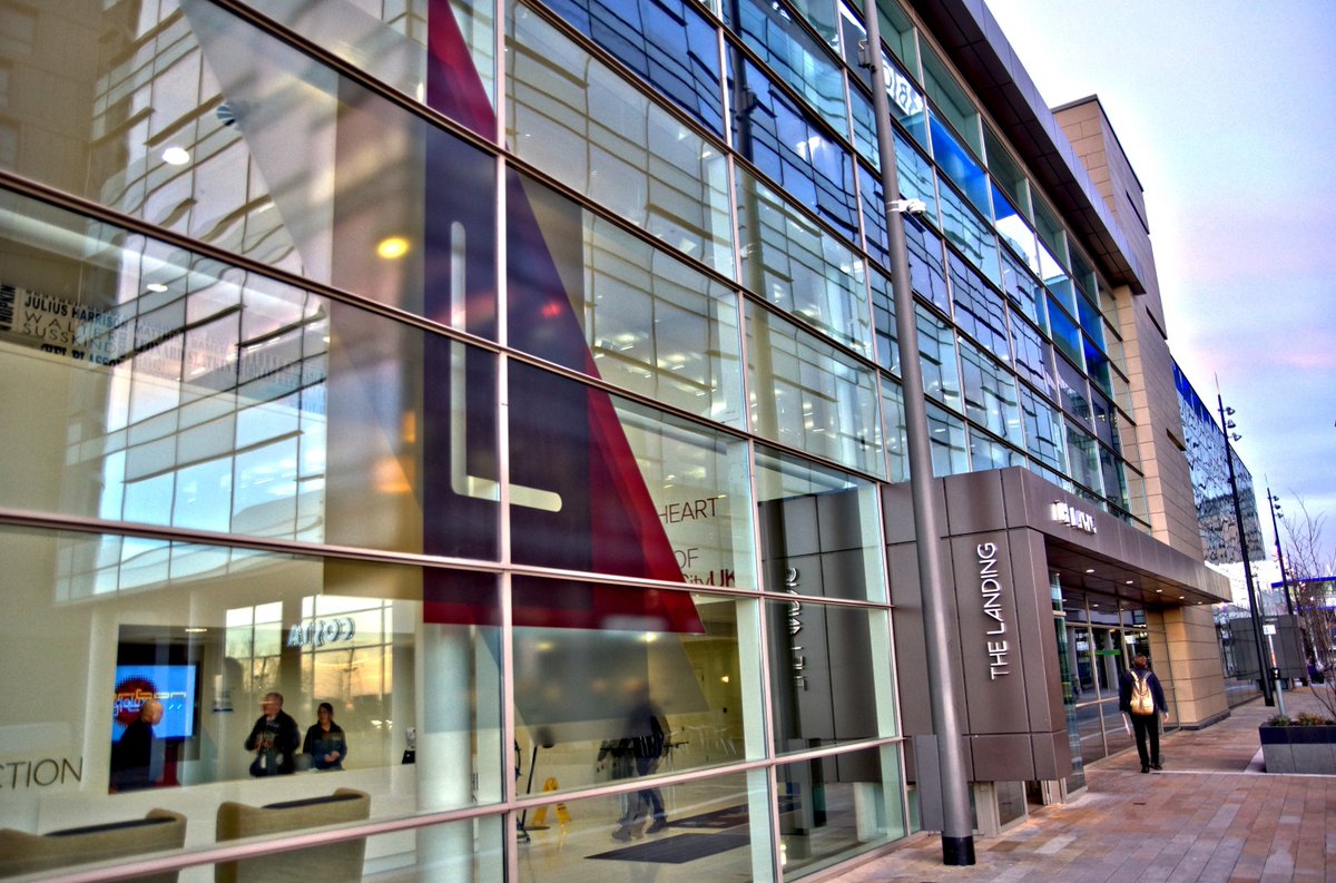 ICYMI: <a href="/TheLandingMCUK/">Home of Skills and Technology</a> is the first #tech hub &amp; workspace in the UK to offer British tech businesses access to markets in #India. Read more here: ow.ly/ObQI30kUf3z