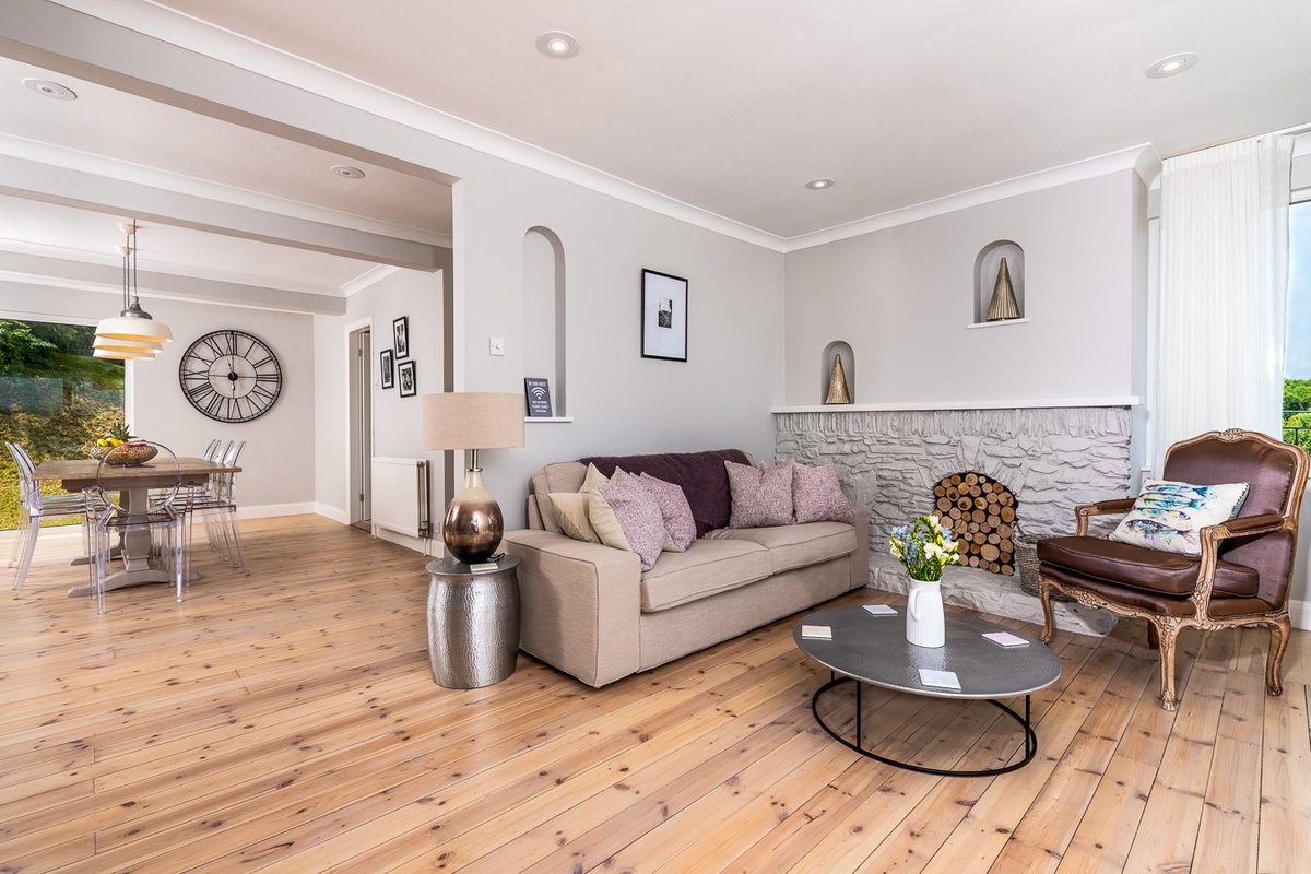 The beautiful Mapperley Lodge - refurbished by Kat and the team, let by <a href="/THCottages/">Toad Hall Cottages</a>, managed by Pebbles and photographed by Scott Bastón at @ZoomingFeetPhotography #photography #photo #propertymanagement #holiday