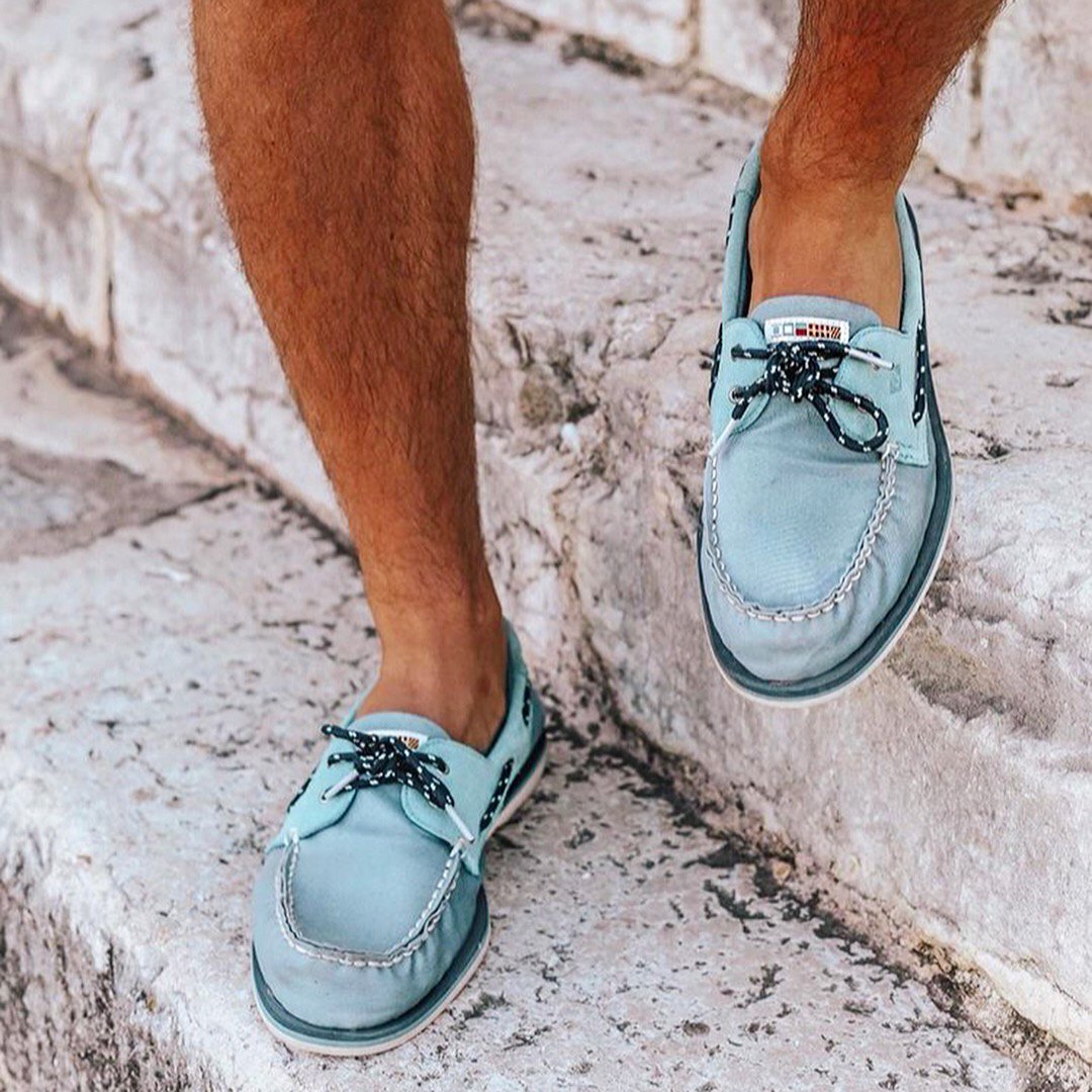 ZoneTwoUK's tweet photo. #ZTLOVES The shoes made for a heatwave ☀️☀️☀️ @sperry_uk 📷: @charlieirons #ZoneTwoUK #SperryUK https://t.co/Q9CCt8w1vS
