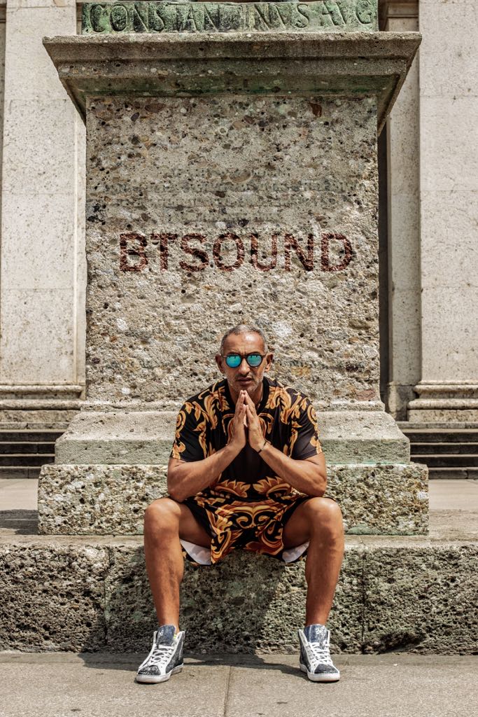 MUSIC ON 🎶 <a href="/btsound68/">ben dj</a> 
°
°
#2starcollection #2starlifestyle #2staraddicted #bestsneakers