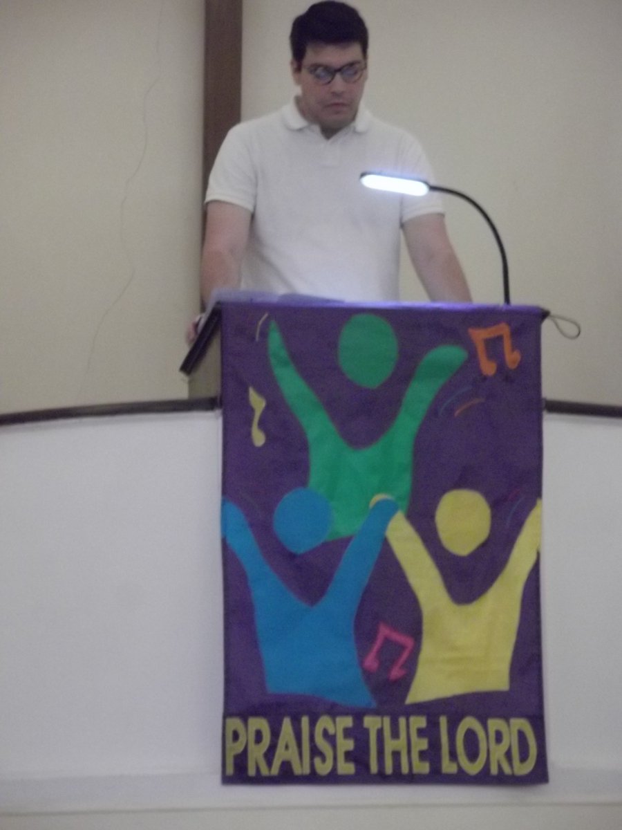 MethodistRome's tweet image. Good to have @EdoardoFanfani preaching and leading worship yesterday