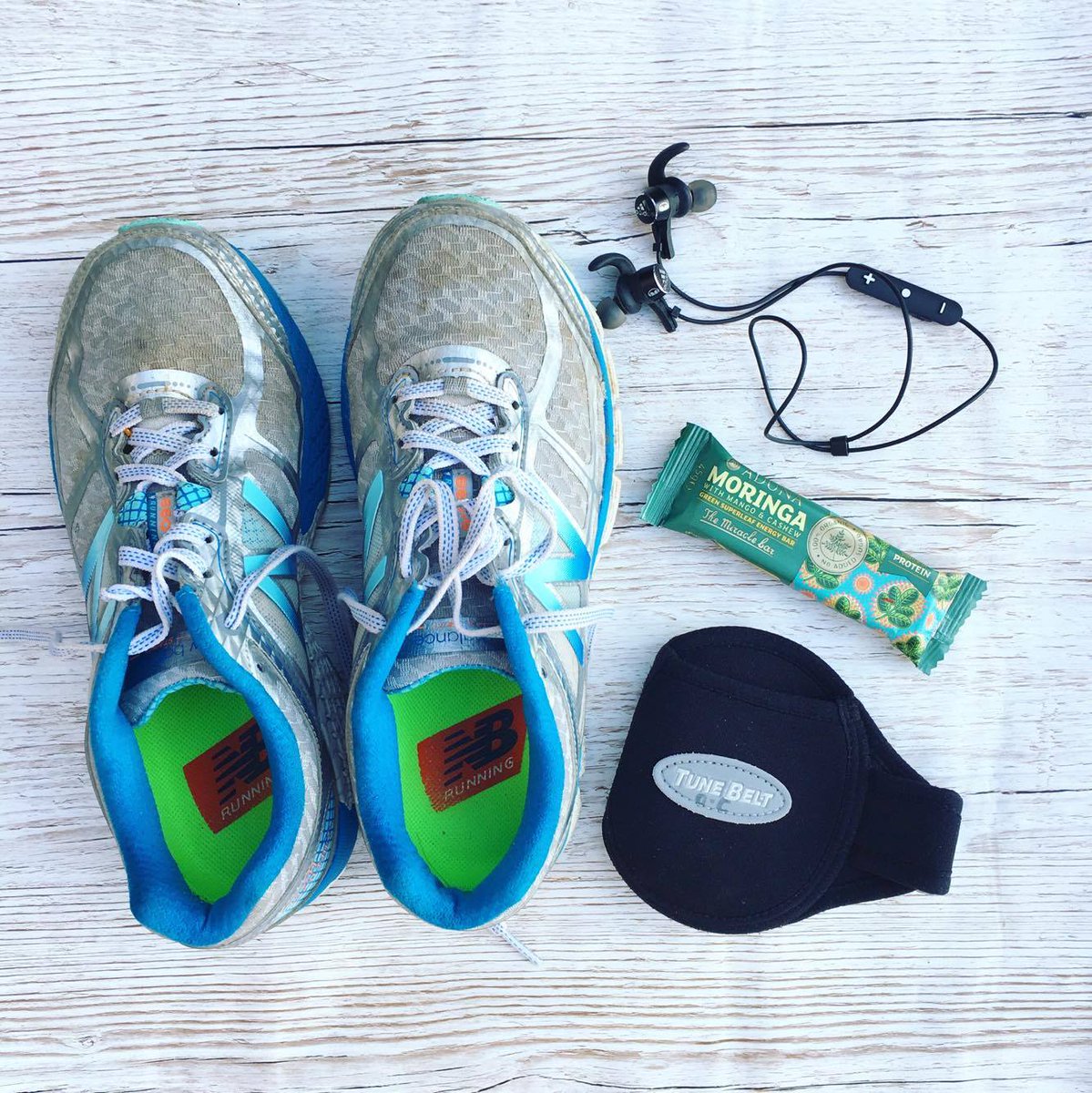 Make your #workout even more effective with the power of #moringa 💪💛 #sundayrunday