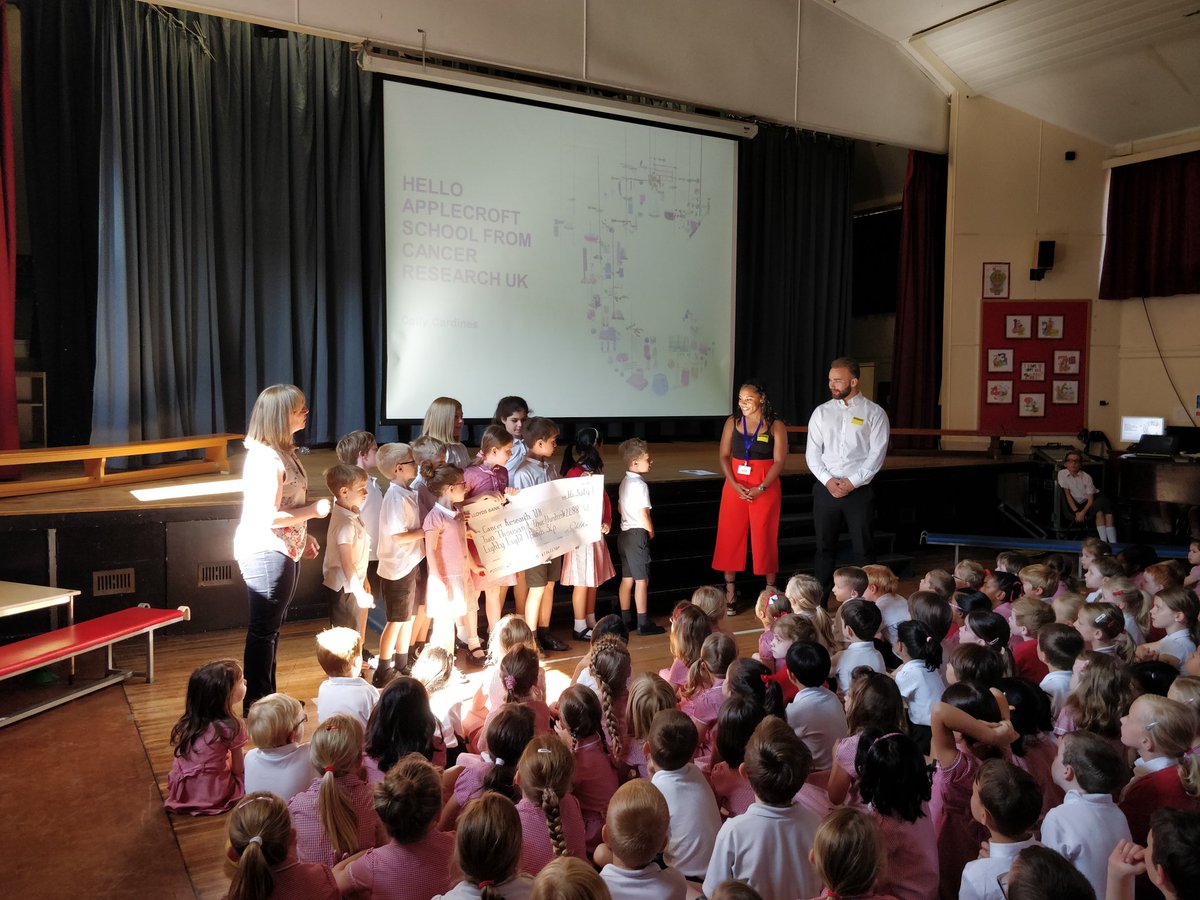 applecroftwgc's tweet image. There are 200 different forms of cancer &amp;amp; the money raised will go towards funding new equipment &amp;amp; labs to help find cures. Thank you to Cally and Danny from @CR_UK for coming in and sharing with the children how their money will make a big difference in the fight against cancer