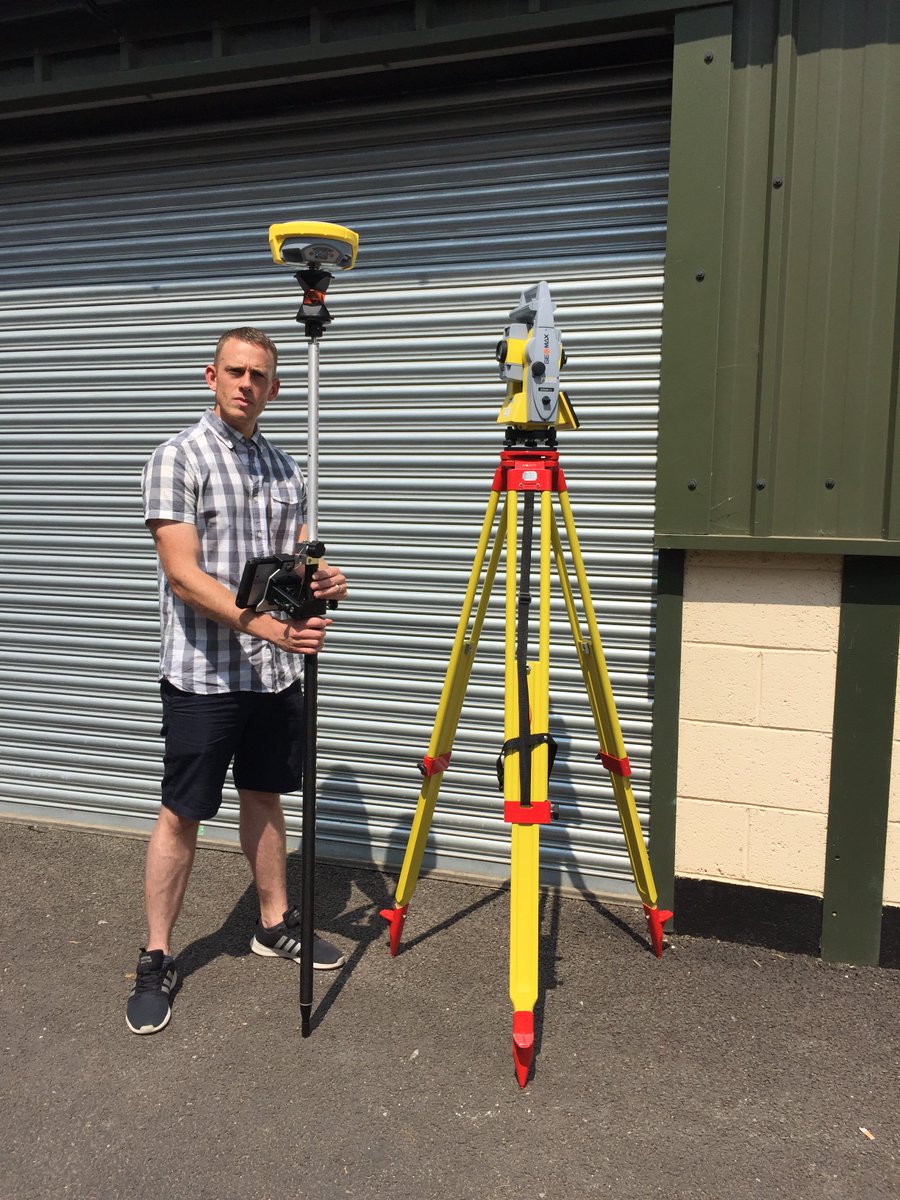 Thank you <a href="/DougCashman/">Doug Cashman</a> <a href="/ProGeoSurvey/">ProGeoSurvey</a> for the @GEOMAXofficial Robotic Total Station Zoom90..... can't wait to use it this week. #geomax #landsurvey 
.... and nice legs @tommy_vince 😃