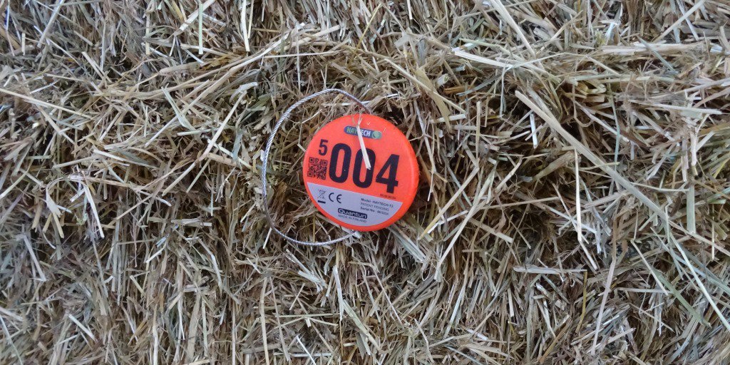 Interpolis's tweet photo. #Sensoren meten #hooibroei. Eind voor thermometer aan lange sonde is nog niet in zicht https://t.co/bzxi4e7gpj #agro #hooibroeicontrole https://t.co/nx5dMHxGVw