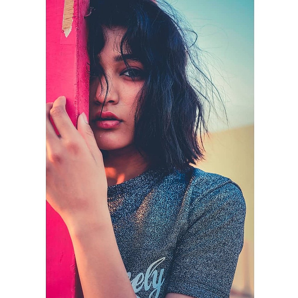 hervagabondlife's tweet photo. Love this picture 😍
@stillsuncommon @uncommonsensefilms
.
#SHY! #Repost: @weepingwasafiri
.
#Photoshoot #TerraceShoot #StillsUncommon #Uncommonsensefilms #IndianYoutuber https://t.co/bi4N1cYOjX