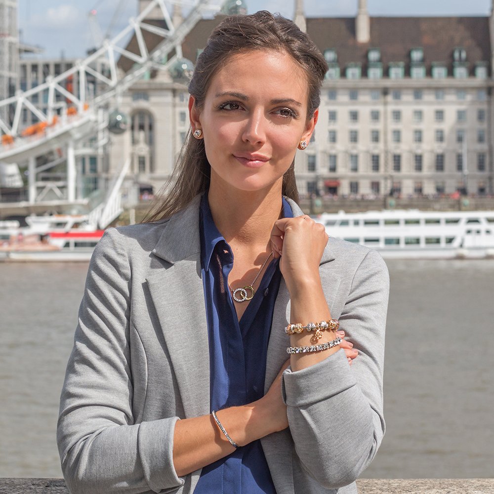 DiamondStyleUK's tweet photo. Get your #summer #WorkWardrobe in order with our #elegant summer looks. #ootd #fashionblogger #crystals #jewelleryblogger https://t.co/18zwljWU6B https://t.co/mz3FtRWj08