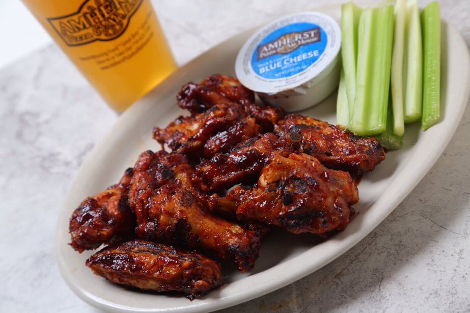 AmherstAleHouse's tweet photo. National Chicken Wing Day 
is Sunday July 29th 2018.... 
🚨We are giving away vouchers for 20 free orders of wings on that day!🚨
Follow us and RT to enter to win.
*Our first 5 random winners will be announced Wednesday 7/18/18 at 5pm. https://t.co/vc8rFSvoSD