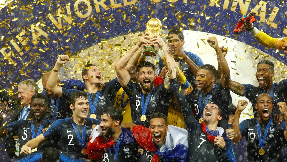 La playlist des Champions du Monde !! 🇫🇷🏆
#FiersdetreBleus 

Deezer>> deezer.com/en/playlist/45…

Spotify>> open.spotify.com/user/7dncakj4v…