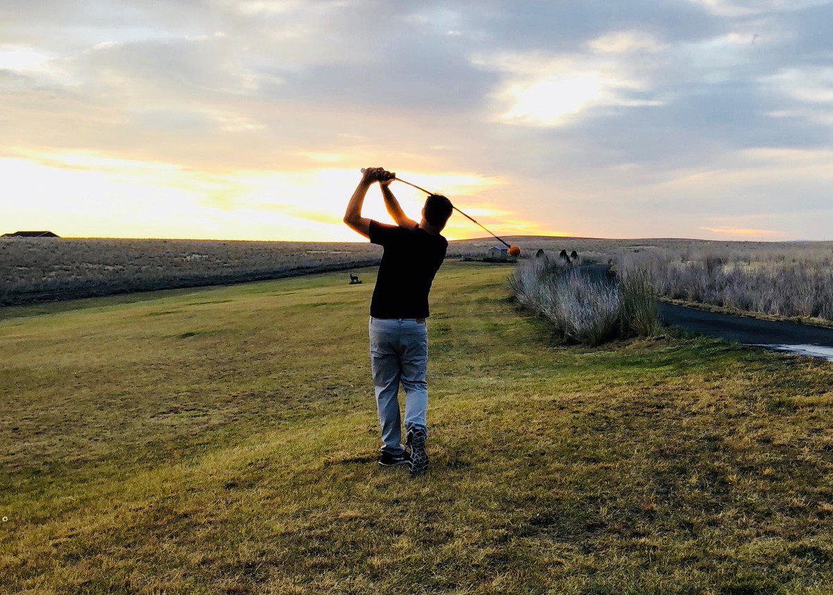 OrangeWhipGolf's tweet image. Rise and shine! #riseandwhip #mondays #skipwork #goplay #yougottafeelit