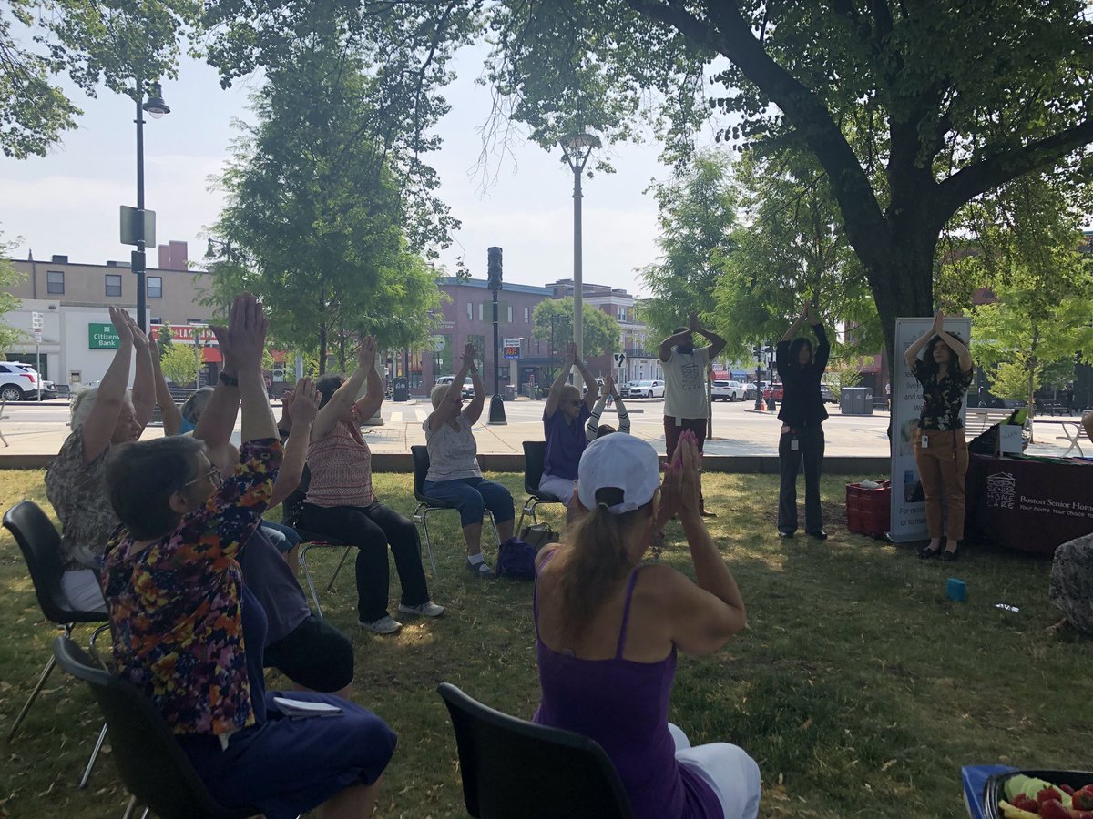 ImagineBos's tweet photo. Monday morning stretching & yoga with some seniors in #Eastie to celebrate the one year anniversary and accomplishments of Age-Friendly Boston! #AgeFriendlyBOS @marty_walsh @CityOfBoston https://t.co/1yghgUGm1Q