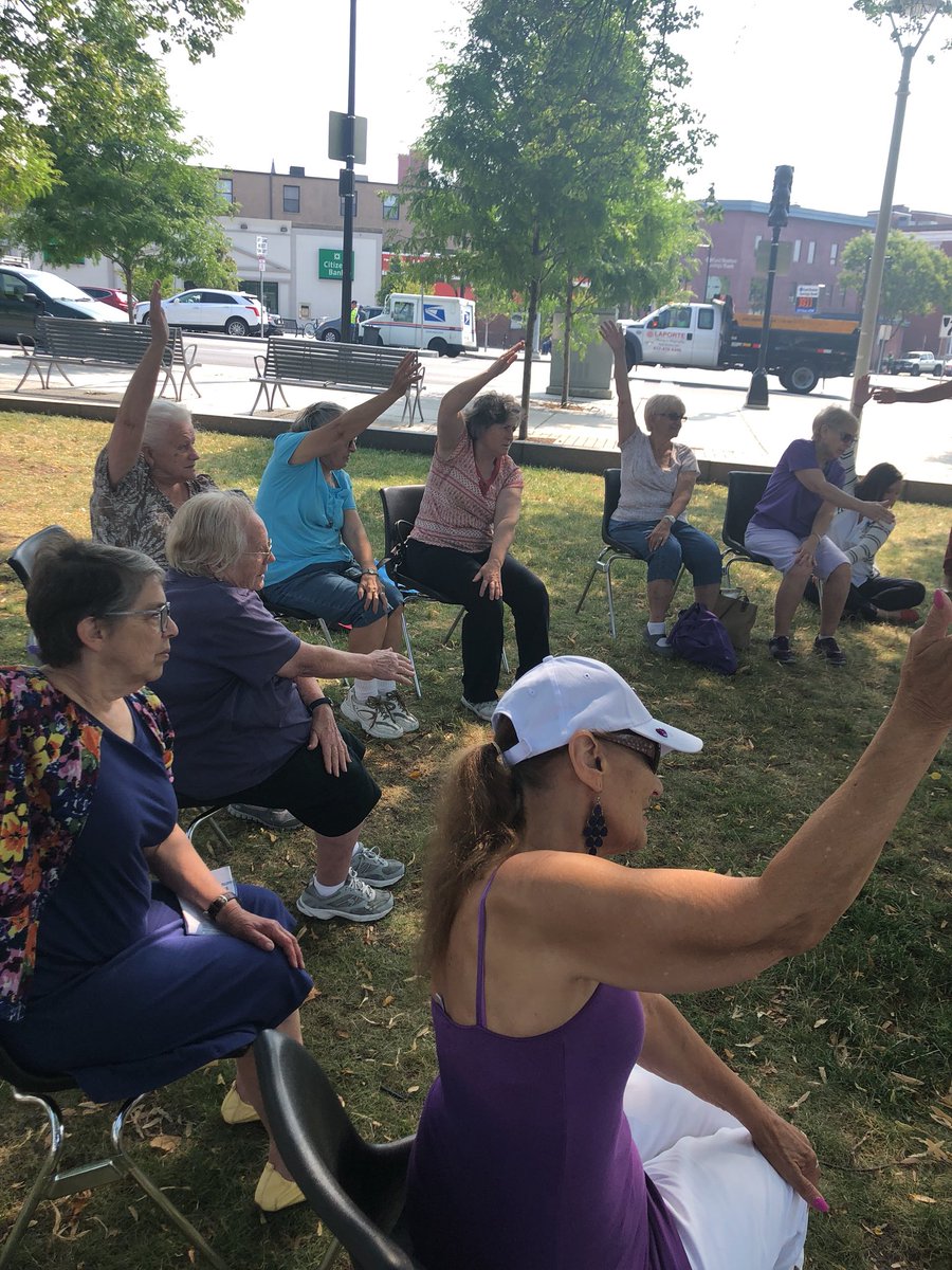ImagineBos's tweet photo. Monday morning stretching & yoga with some seniors in #Eastie to celebrate the one year anniversary and accomplishments of Age-Friendly Boston! #AgeFriendlyBOS @marty_walsh @CityOfBoston https://t.co/1yghgUGm1Q