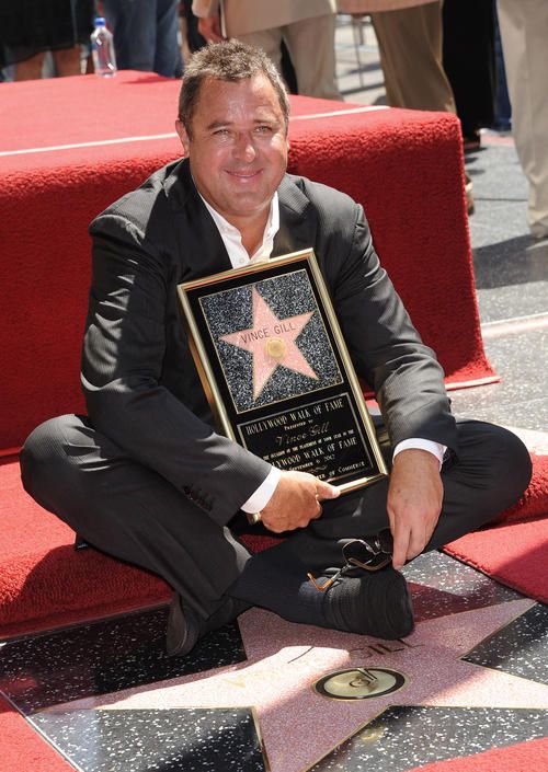 Vince Gill tweet media