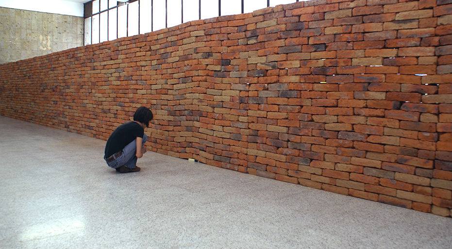 rdl_napoli's tweet photo. "Mentre, infatti, il muro chiude, definisce confini e identità rigide, il libro apre, spalanca nuovi mondi, contamina la nostra vita con quella di infiniti altri libri".
(Massimo Recalcati, La Repubblica - 16 Luglio 2018)
#rdl8 #frontiere @repubblica https://t.co/QTY8G3WjuK