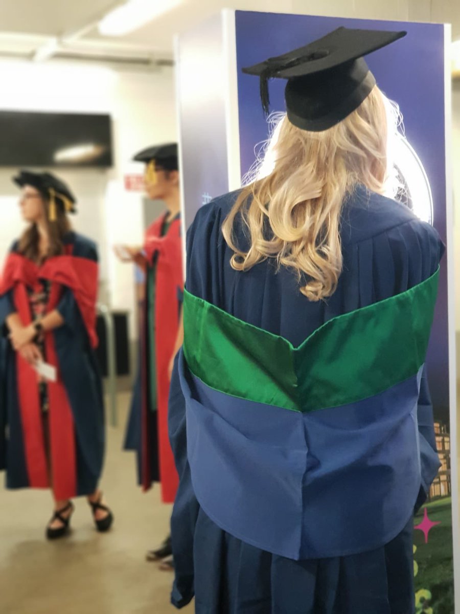 Our first graduands of the day, and their guests, heading to their UEA graduation ceremony #UEAGrad18 @biouea @UEA_Chemistry Our first graduands of the day, and their guests, heading to their UEA graduation ceremony #UEAGrad18 @biouea @UEA_Chemistry