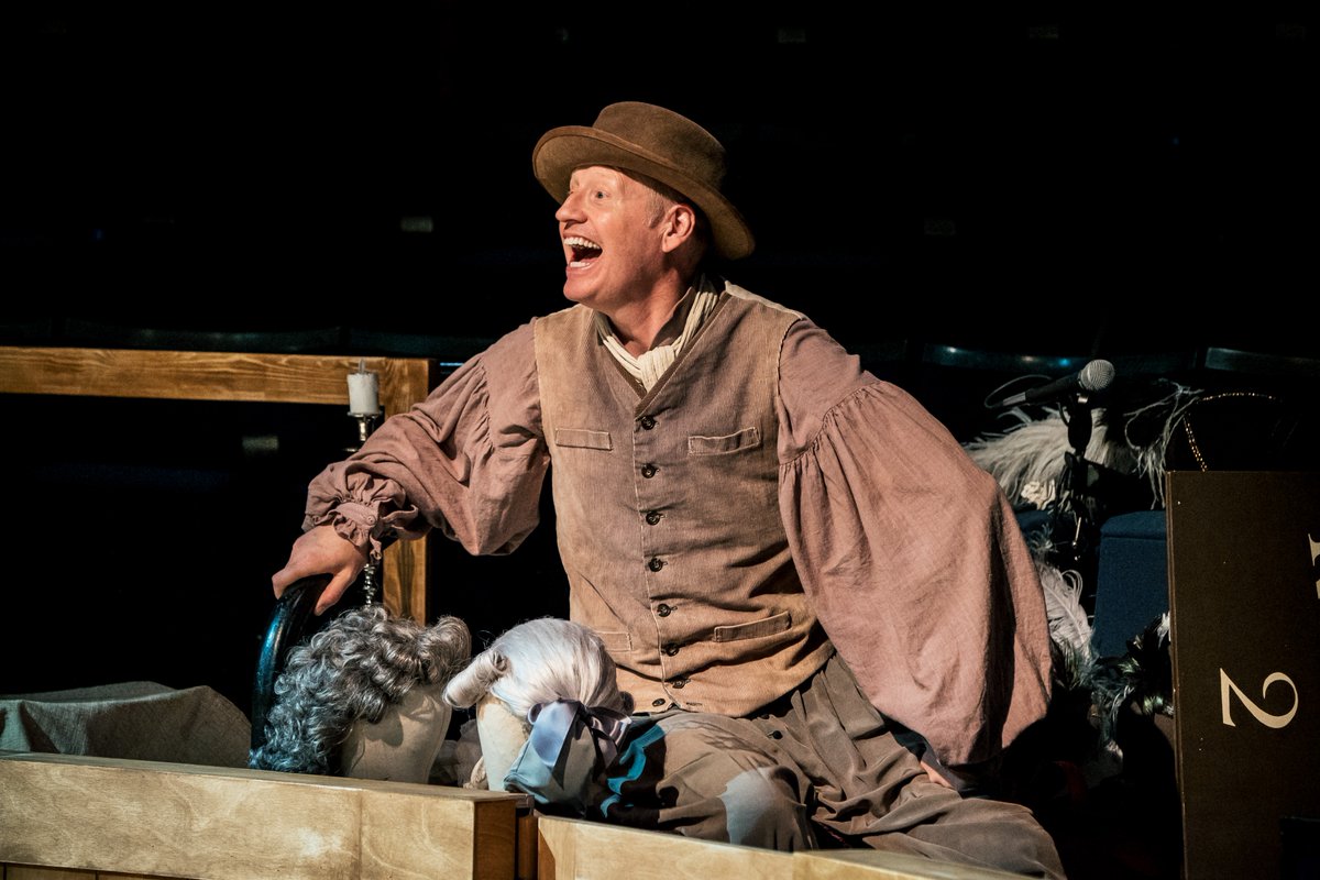 NewVicTheatre's tweet photo. Reading the #Astleys show report from Saturday and it appears @andrewgpollard had a young fan sat by him...

At the interval, Stage Management heard a little girl remark to the adults accompanying her: “We are so lucky to be by the person, how lucky are we to be by the person?!" https://t.co/QlNcIMBTJ6