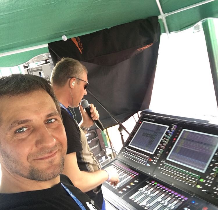 DiGiCo_official's tweet photo. Repost from @romansysoev_zvuk More from #WorldCup2018 @DiGiCo_official at @FIFAWorldCup Closing Ceremony. Well done France 🇫🇷- #allezlesbleus🇫🇷⚽️
.
Isn’t it about time you #updateyourVENUE #changeyourProfile #digico #SD12 #projectvulcan #allthingsdigico https://t.co/ib5AlmnlVz