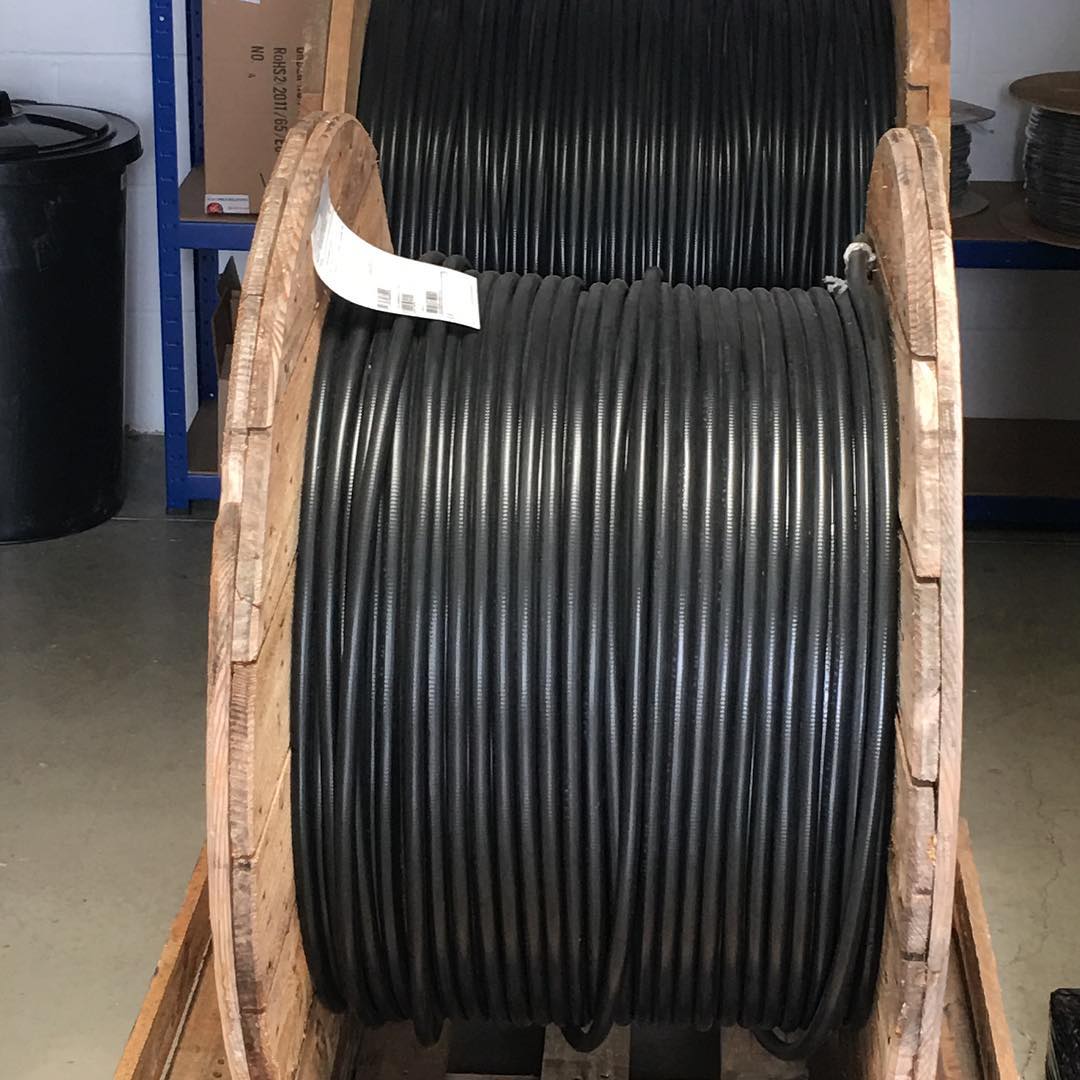 AjhCables's tweet photo. Outdoor Energy Cable EDF S740 HN33-S-34 Remote Control Cert for sale at cheap price: 850m 4 x 1.5 / 500m 2 x 4

#ajhcables https://t.co/SaRUMcpzzL