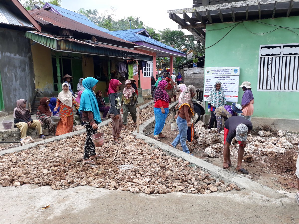 isma_khaerani's tweet photo. #FestivalDesaNusantara2018
#TPPISultra
#TPPIButeng
@jokowi
@ekosandjojo
@anwsanusi
@taufikmadjid71
@fachrilabalado
Monitoring pekerjaan Rabat jalan https://t.co/u40yukn251