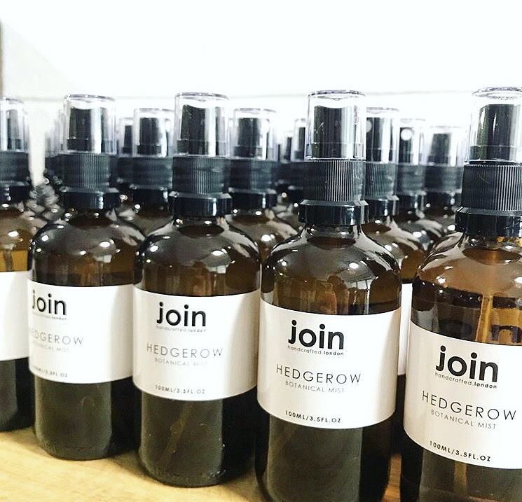 Okay so, it's another post about how amazing Join's Hedgerow spray is, I cannot shout about it enough! 💐

Check out Join's website for more fab products, whilst you're there don't forget to subscribe!! 

Join Store - buff.ly/2L0HfNm 
Our Website- buff.ly/2JLvauK