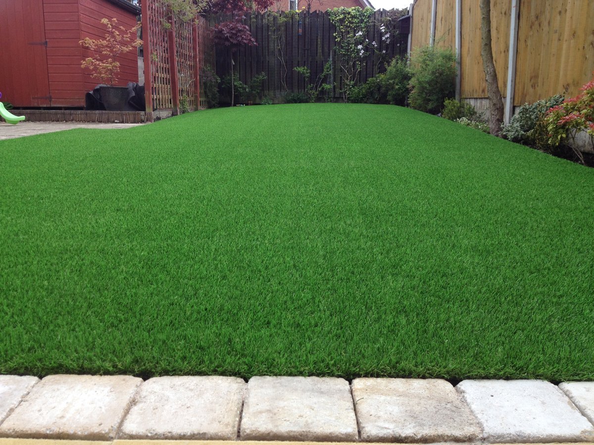 ultimate_lawns's tweet photo. Experienced artificial grass? Here's why you should:
✔️ It's easy to clean! No more dragging mud into the house.
✔️ It lasts, especially if you have pets!
✔️ It looks better.
✔️ Eliminates the need for harmful pesticides.
✔️ No mowing! https://t.co/CnUrS3lLnC https://t.co/2ex52bsY4K